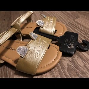 NWT! “dELia*s Girl” Shimmer Kitten Sandals! ✨😻